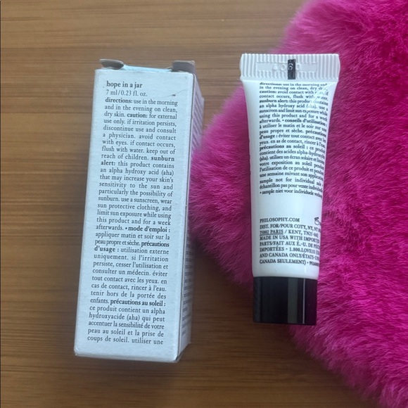 3 for $15/Philosophy Smooth Glow Multi-tasking Moisturizer - Picture 3 of 3